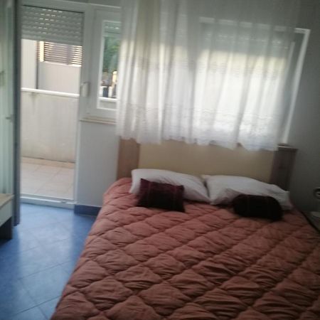Emy Apartamento Kastav Exterior foto