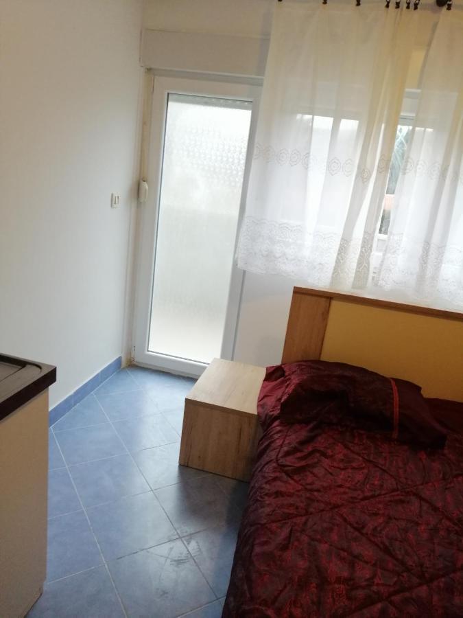 Emy Apartamento Kastav Exterior foto